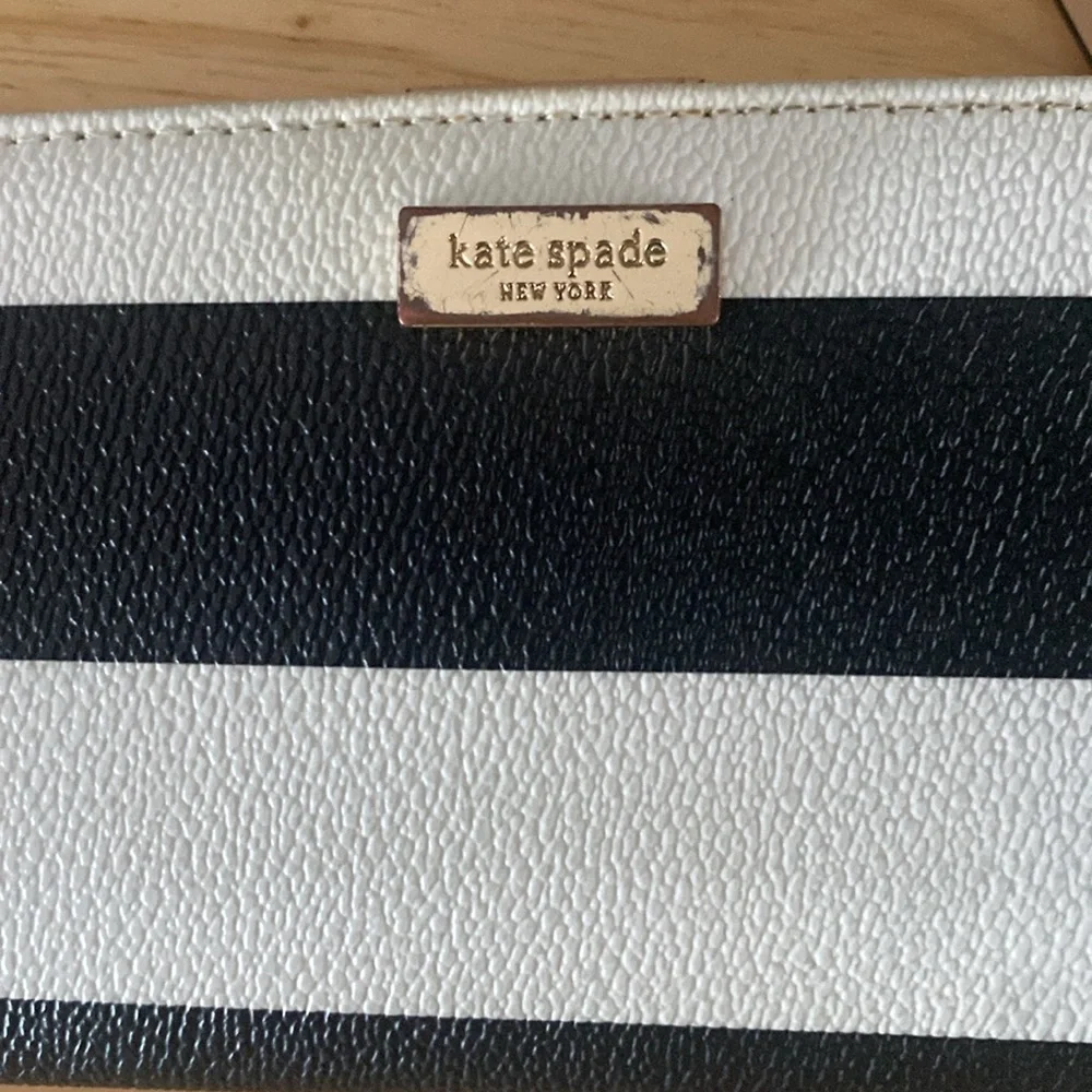 Kate Spade | Laurel Way Printed Stacy Cruise Stripes Wallet